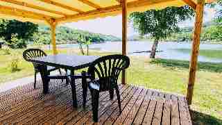 Camping La Romiguiere : Bengali Terrasse