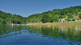 Camping La Romiguiere : La plage et le ponton