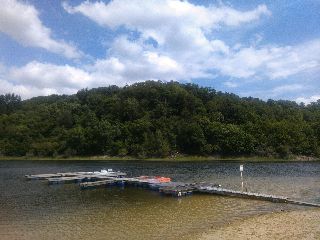 Camping La Romiguiere : 2019 06 05 Le ponton est pret